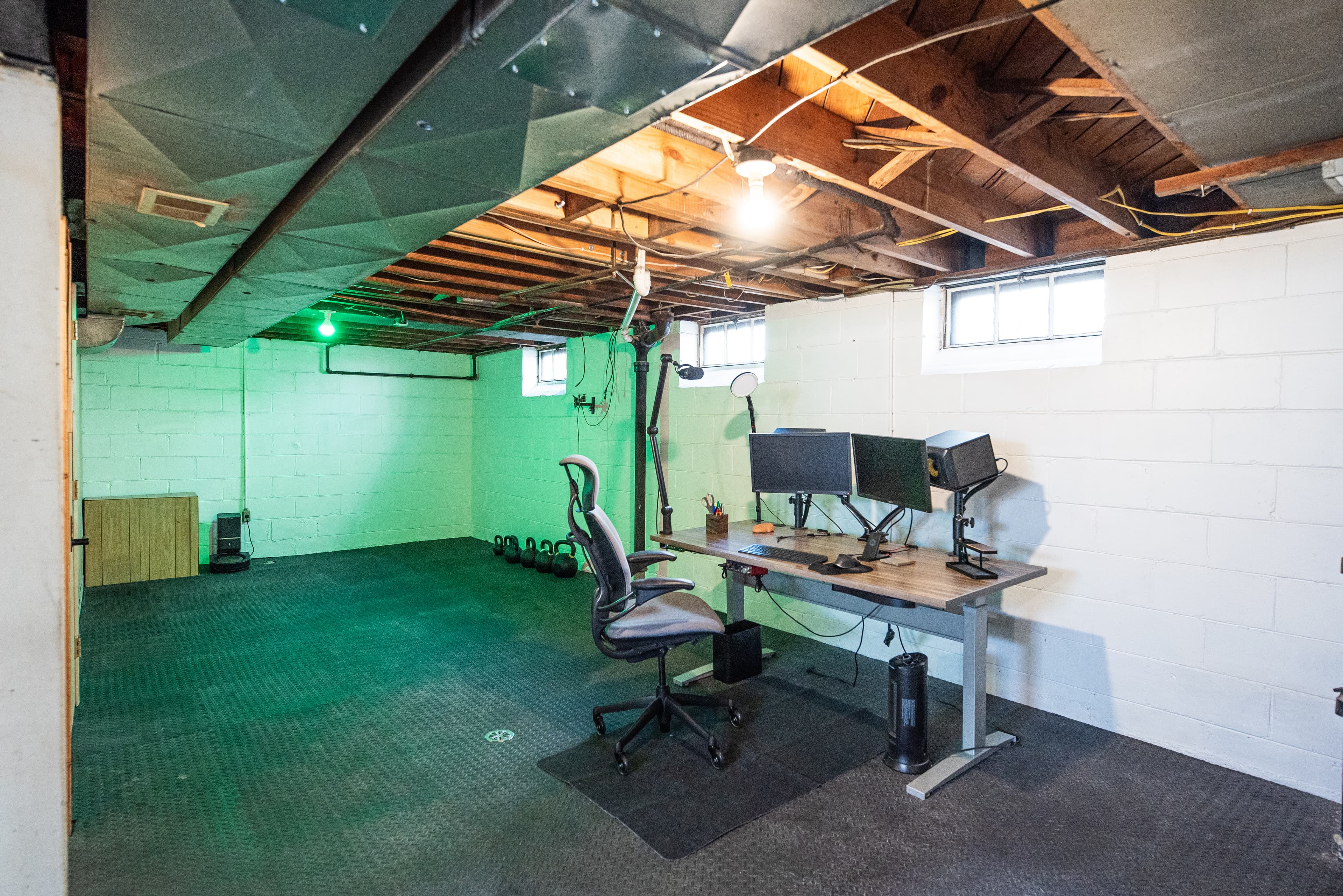 Casa Alpaca - Home Office with Desk and Chair